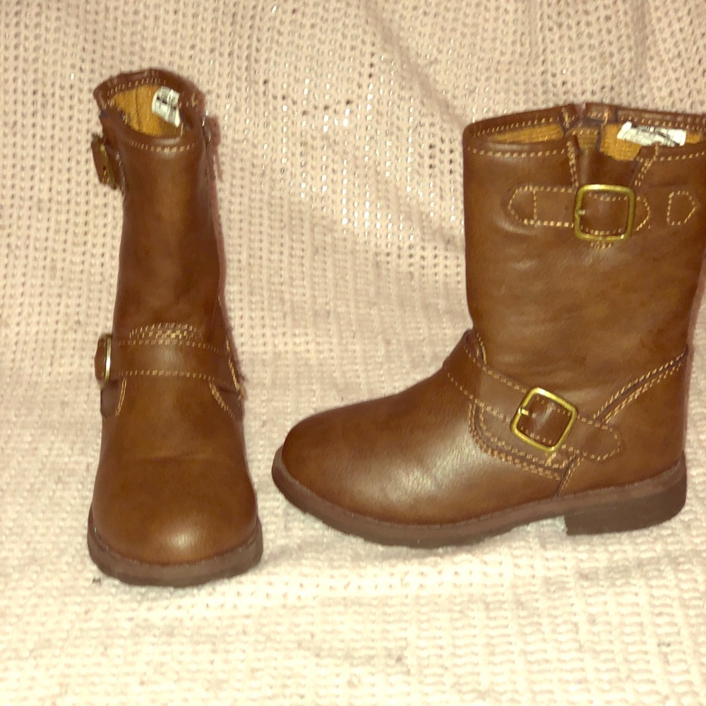 Calf high boots